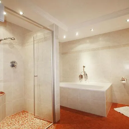 Ferienwohnung Kaiserwinkl شقة كوسن